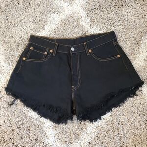 Levi's Black Jean Shorts - Fringe Cutt-off Shorts Women's Size 7
